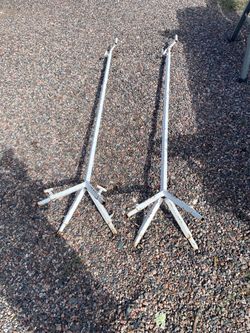 Steel post and 2 stands