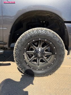 8 Lug Fuel Wheels and tires