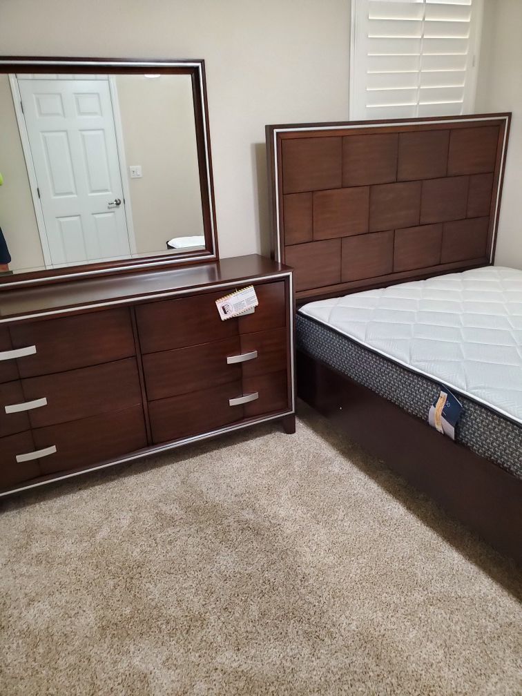 New Queen Bedroom set....never used. Won't fit ..my loss your gain $1500.... I paid $2500 a month ago