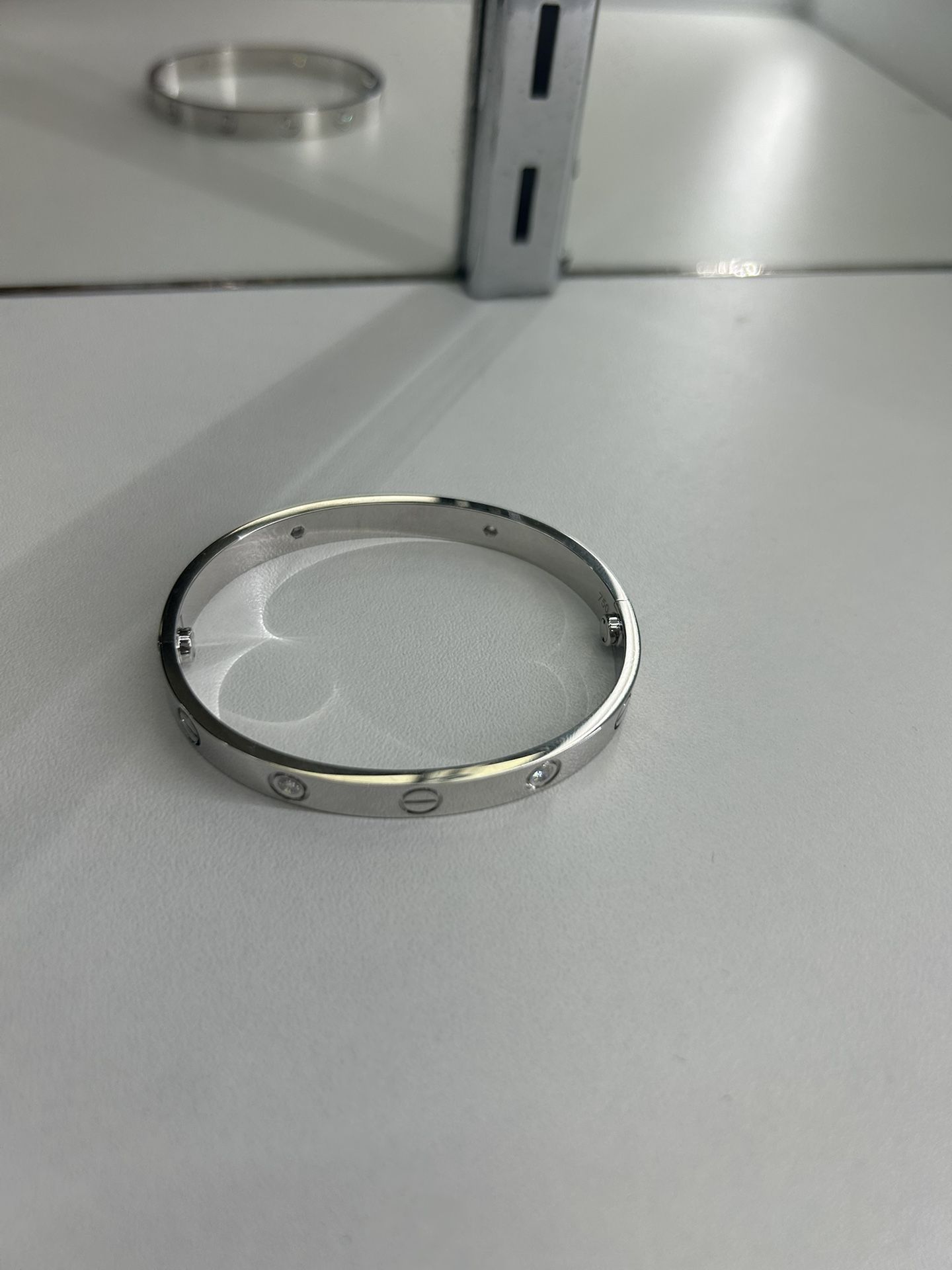 18kt gold bracelet with diamonds 