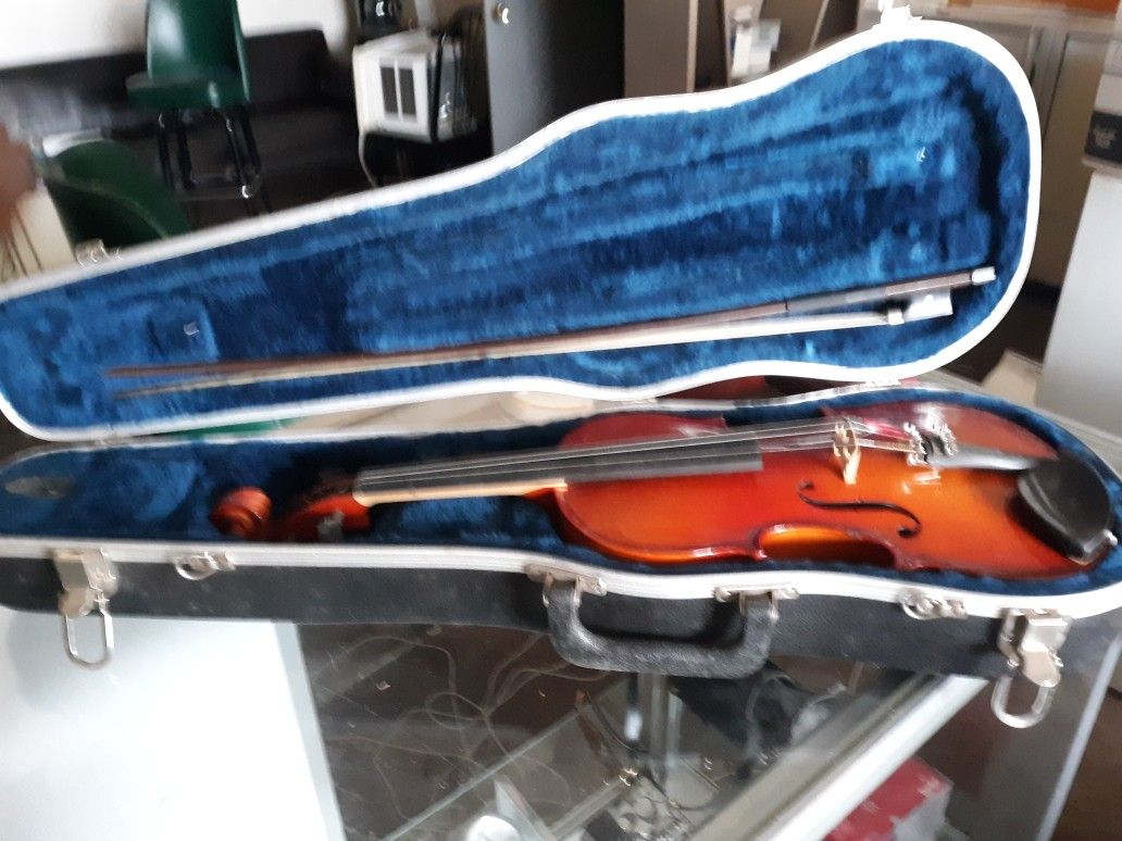 3/4 violin