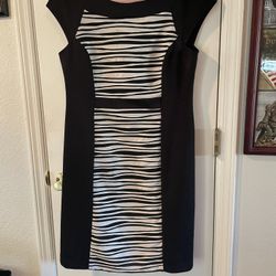 Connected Dress Size 12  Perfection For Holidays 