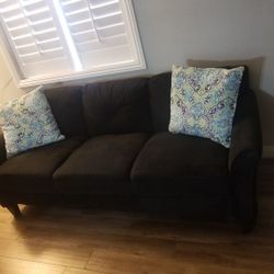 Black Sofa No Pets Or Stains 