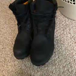 Black Timberland size 10 1/2