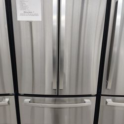 $1199(MSRP$2299) GE French 3 Door Refrigerator With Internal Water Dispenser and Turbo Cool