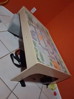 Kids Play Table