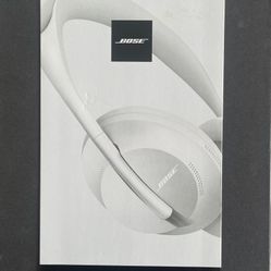 Bose Noise Cancelling Headphones 700 *NEW*