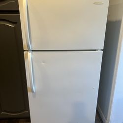 Compact Refrigerator 