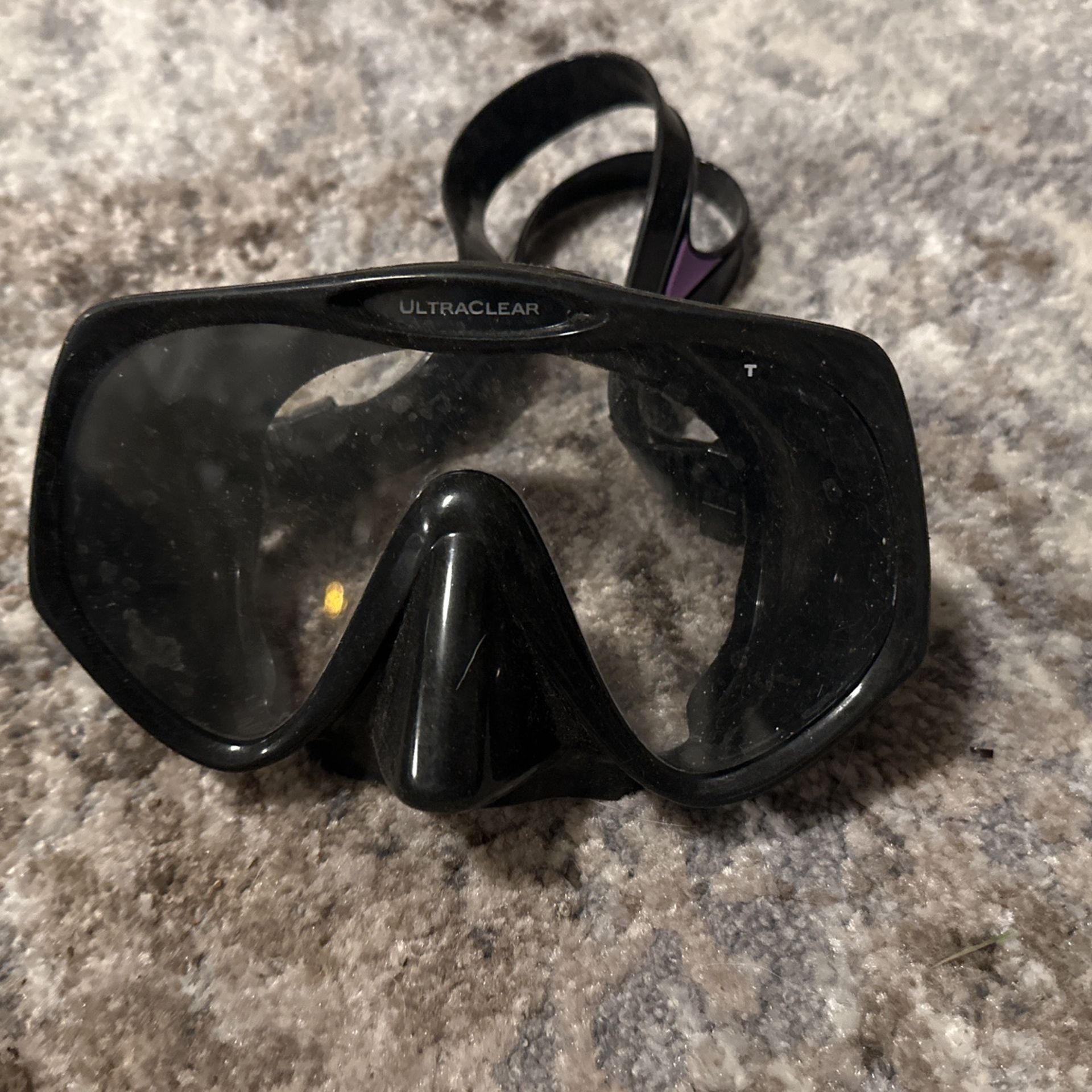 Atomic Aquatics Scuba Mask