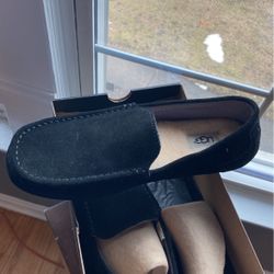Black UGG Shoes Size 9