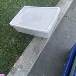 Bin With Lid 