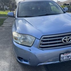 Clean2008 toyota hoghlander