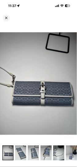 Vintage 2006 Coach Y2K Soho Signature Clutch Wallet Baby Blue