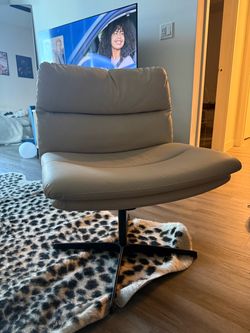 Criss Cross chair