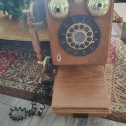 Vintage Thomas Collections Phone