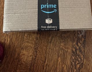 Moving Sale — Roborock S8 Max Ultra 27-Pc Accessories Kit (New, Unopened)