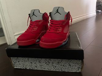 Jordan 5 red