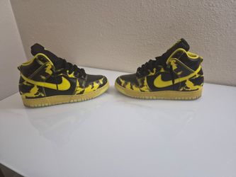 MENS SIZE 9