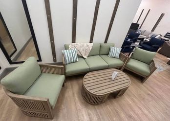 Green Eucalyptus Wood Outdoor Patio Set *New*