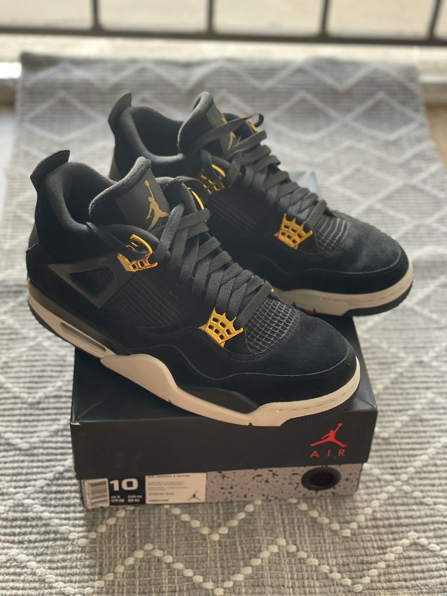 Jordan 4 SZ 10