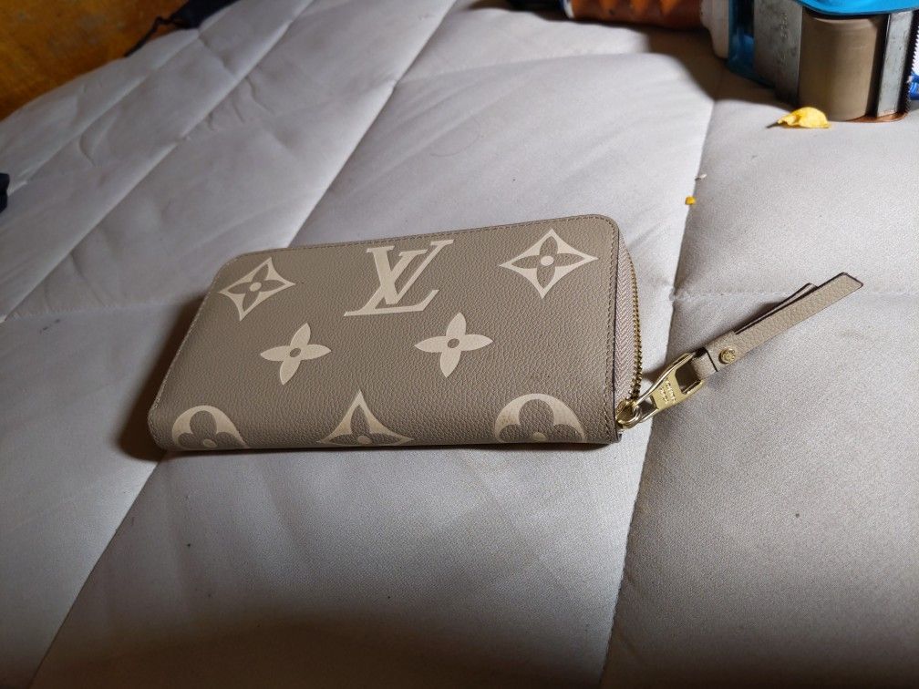 Louis Vuitton Wallet