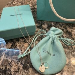 Tiffany & Co. Double Heart Tag Pendant Necklace 