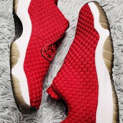 Size 12 Nike Mens Air Jordan Future Low Gym Red 718948-610.
