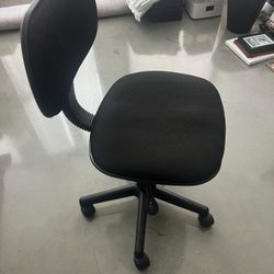 Desk chair