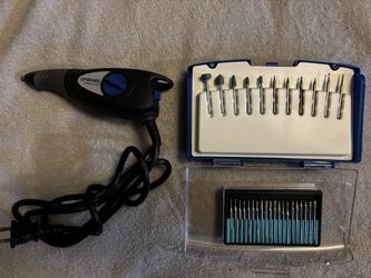 Dremmel Engraver With ~30 Bits