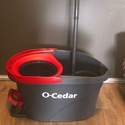 Easy Wring Spin Mop Bucket O’Cedar System