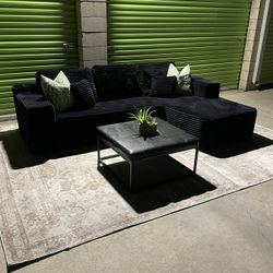 *Free Delivery* Black Sectional Couch Sofa