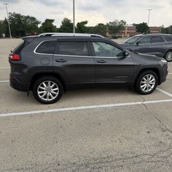 2016 Jeep Cherokee