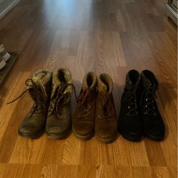 Set Of Winter Boots 