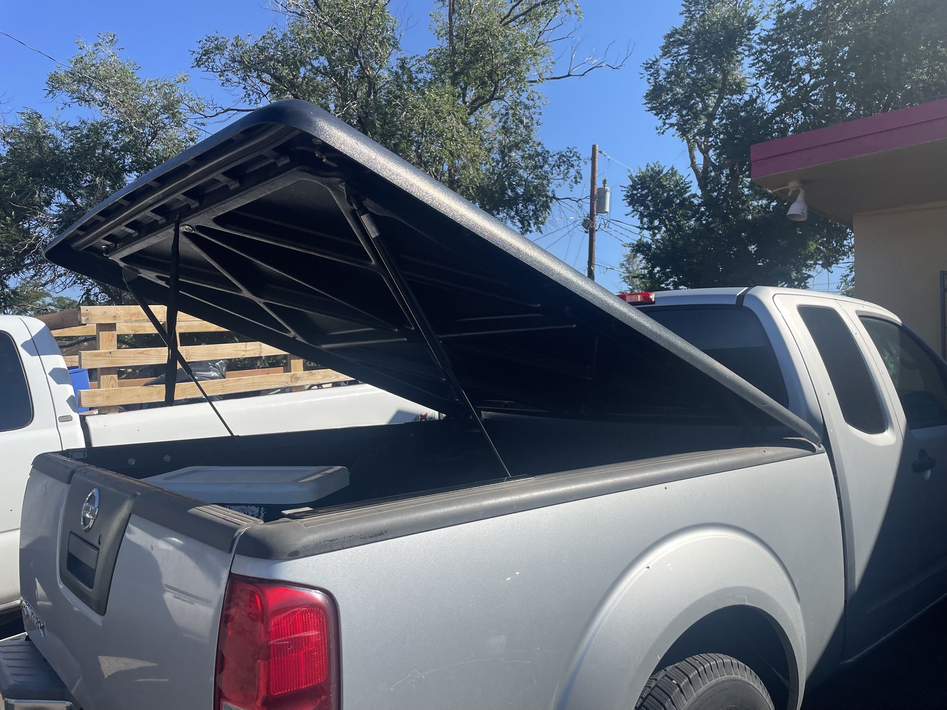 UnderCover Hard Tonneau Cover – Truck Bed Cover