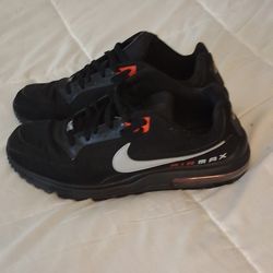 Nike Air Max Red Grey Log Accent And Trim