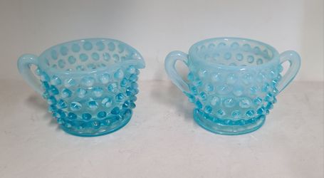 Beautiful Vintage Pair Fenton Hobnail Blue Opalescent Small Sugar and Creamer Set