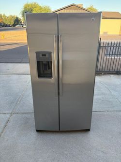 Refrigerator GE Stainless Steel