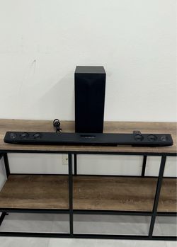 Soundbar with Wireless Subwoofer