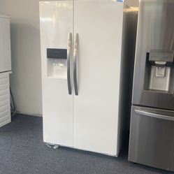 Frigidaire Side By Side Refrigerator