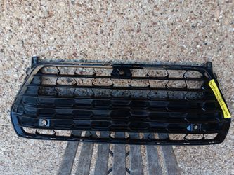 2024-25 Toyota Grand Highlander Lower Grill