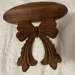 Wooden Bow Shelf