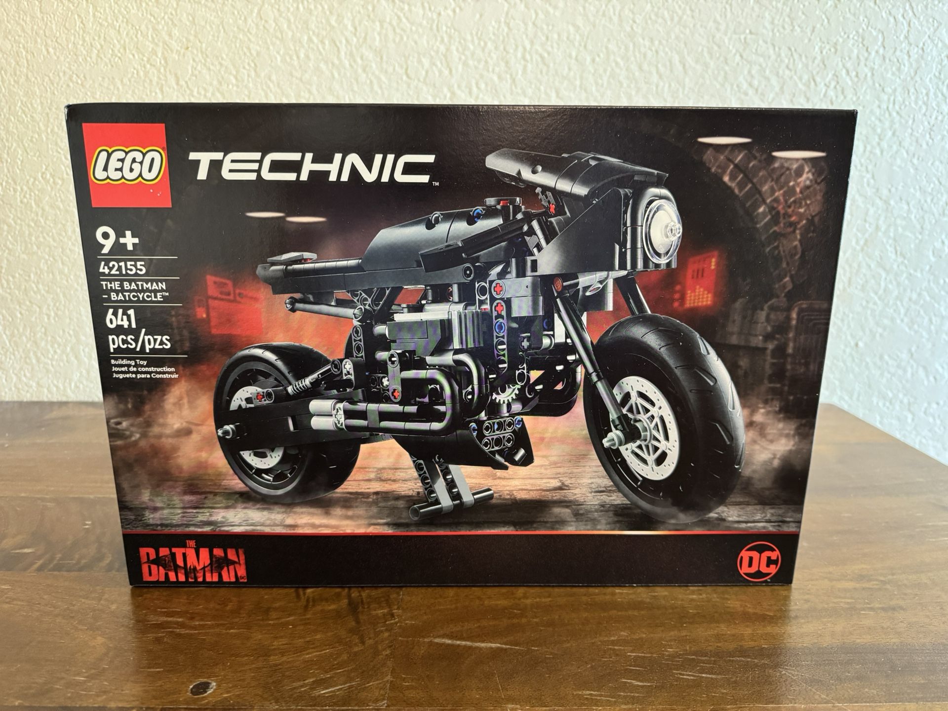 LEGO TECHNIC (42155) The Batman - Batcycle ~Brand New & Sealed~ Firm Price Pickup Only