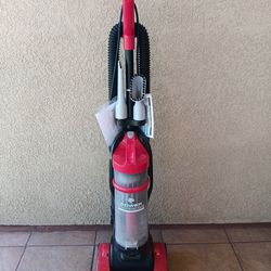 Dirt Devil Vacuum