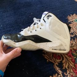 Jordan fours Youth 6 1/2