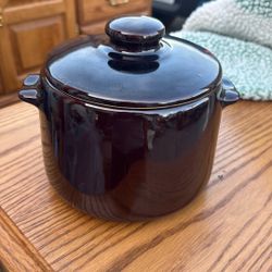 WEST BEND 1950’s DARK BROWN GLAZED 2 QT