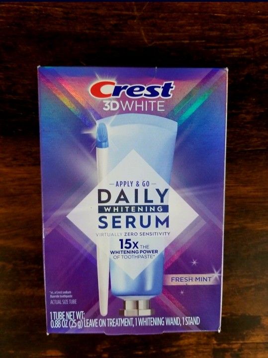 Crest 3D Whitening Serum with LED Light Teeth Whitening Treatment