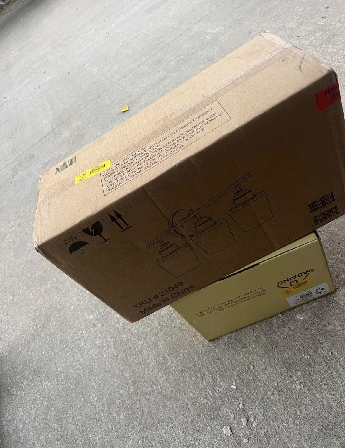 KAWOTI Atish 22.0-in 3 - Light Antique Gold Modern/contemporary Vanity light