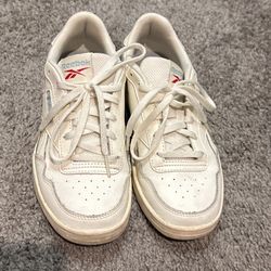 Vintage Reebok 6.5 Women’s 