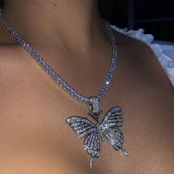 🦋✨Butterfly necklaces ✨🦋