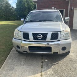 2004 Nissan Armada